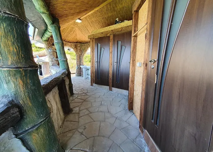 La Casa Nova Hostel